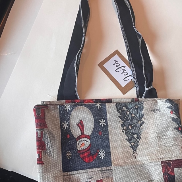 Foto 2 bij artikel "Tote bag 'Kleurrijke kerst'".